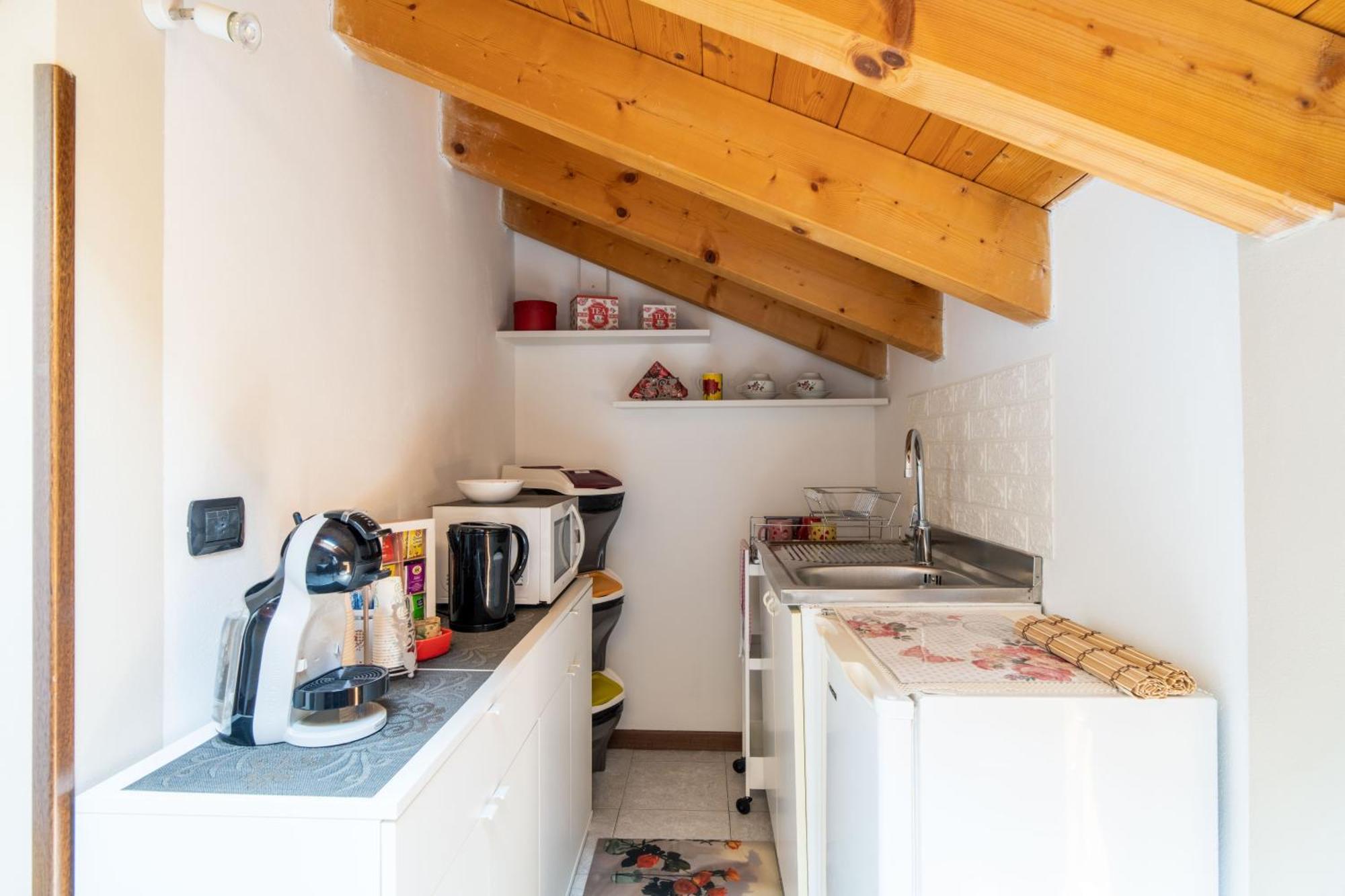 Ferienwohnung Le Rose Venegono Superiore Exterior foto