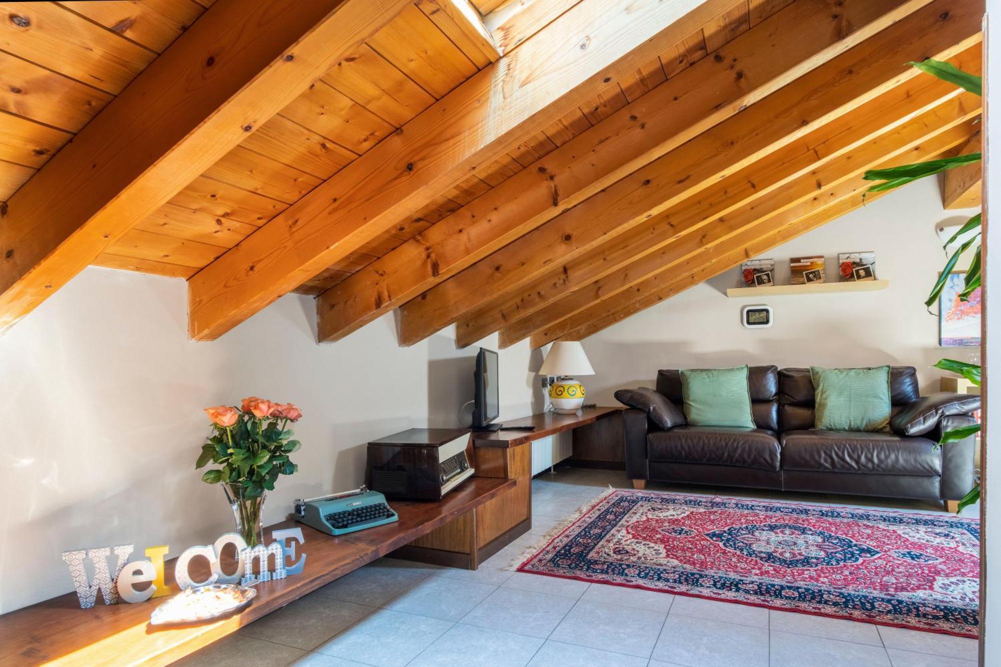 Ferienwohnung Le Rose Venegono Superiore Exterior foto